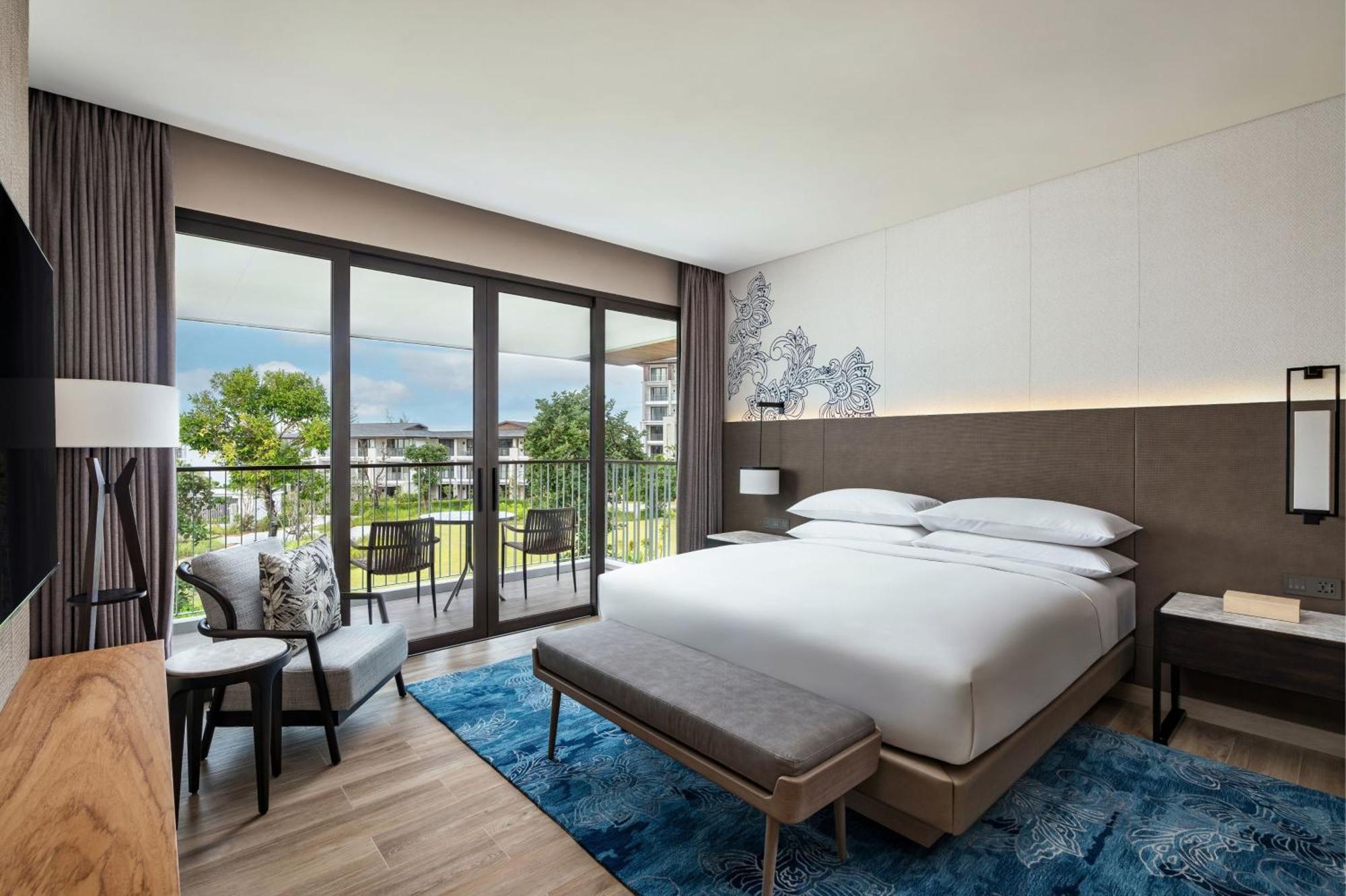 Khao Lak Marriott Beach Resort & Spa Exterior photo