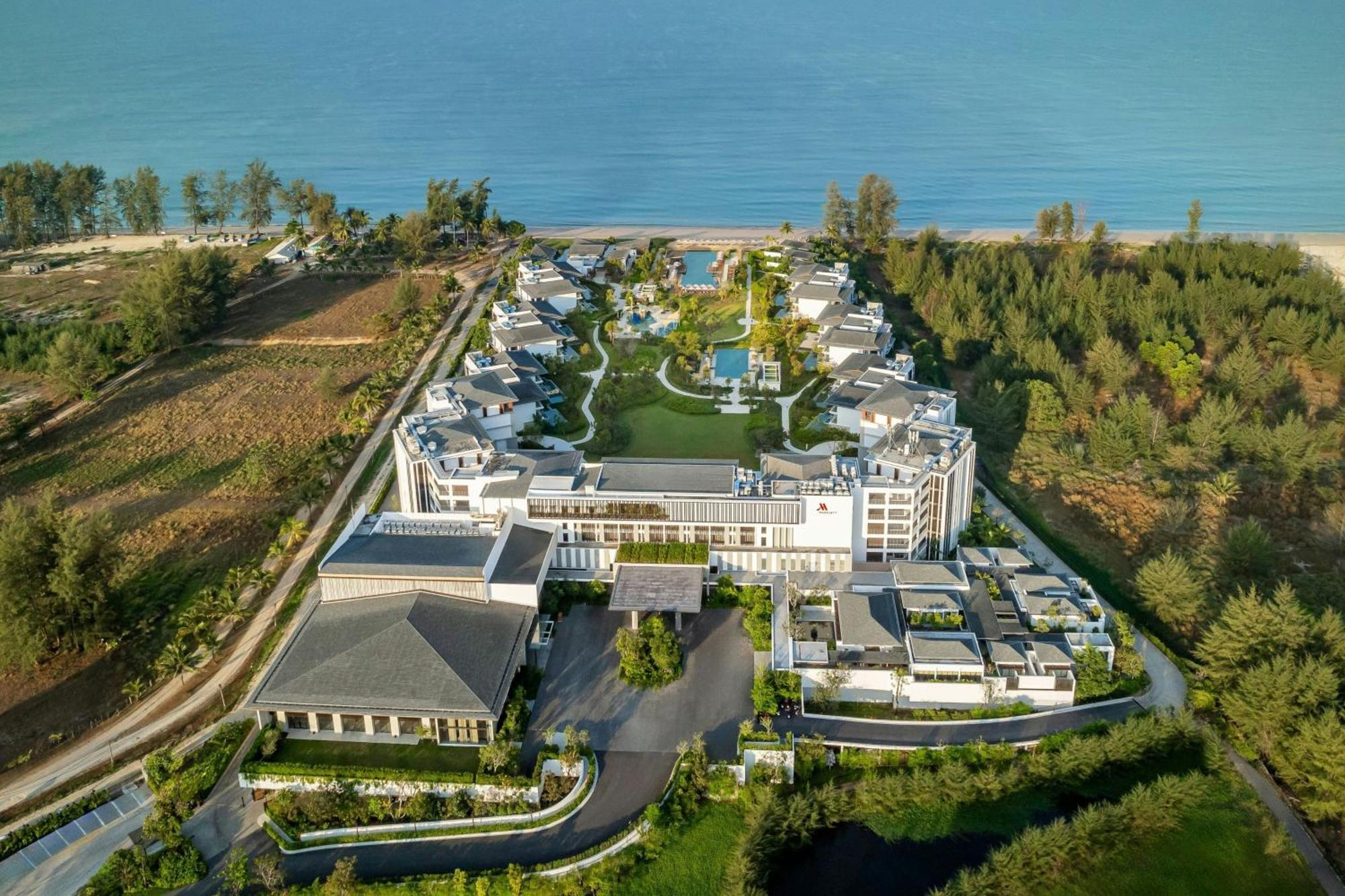 Khao Lak Marriott Beach Resort & Spa Exterior photo